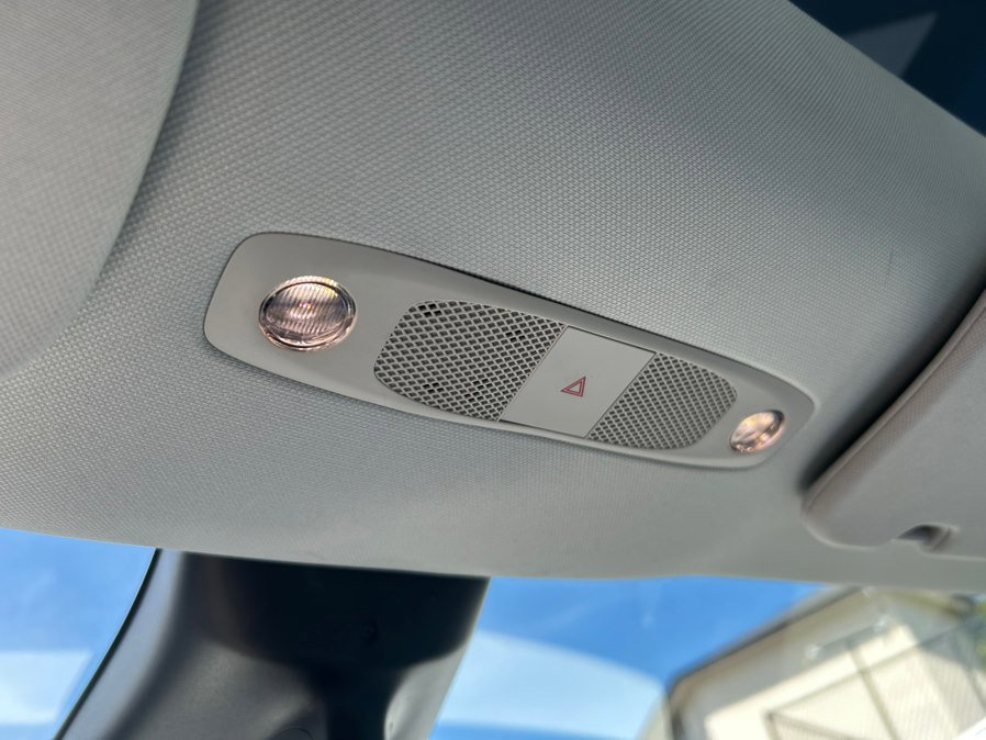 Used 2021 Tesla Model Y Long Range image 28