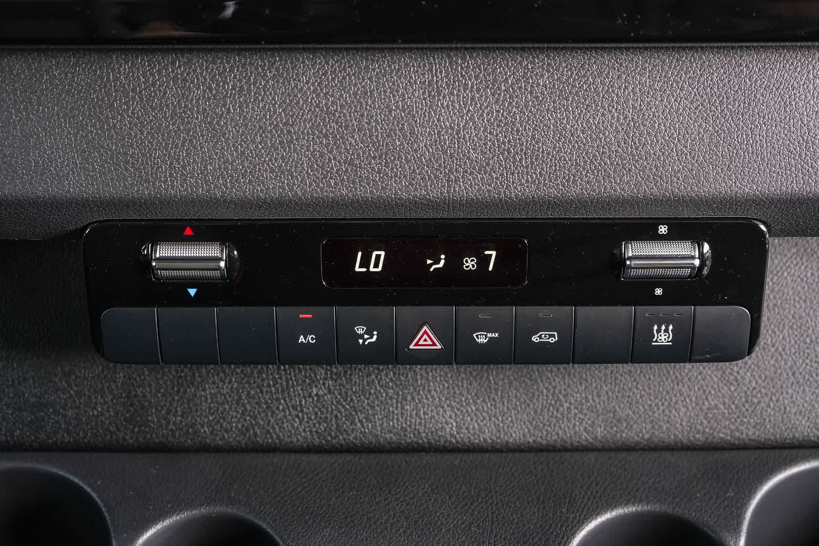 New 2025 Mercedes-Benz eSprinter 170 Cargo image 17