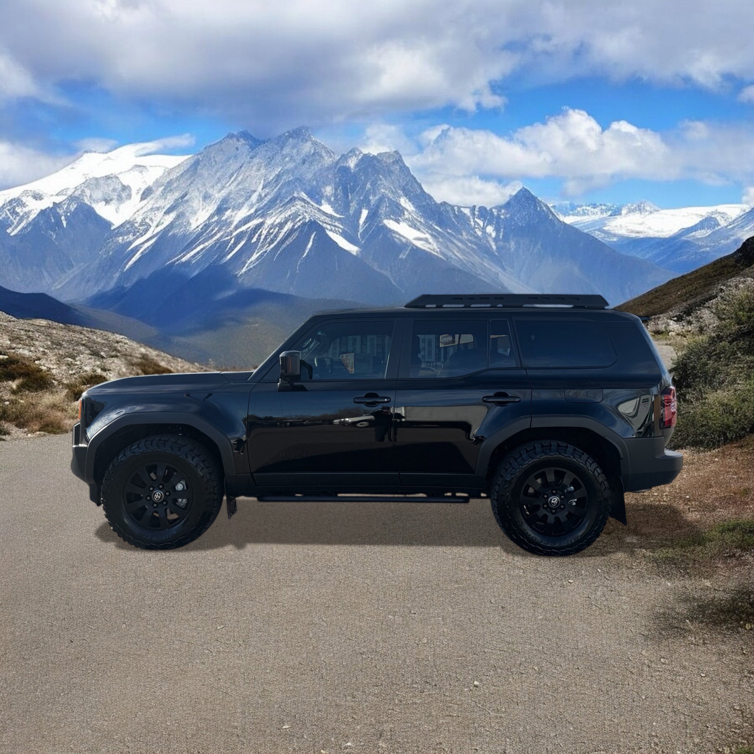 Certified 2024 Toyota Land Cruiser image 3