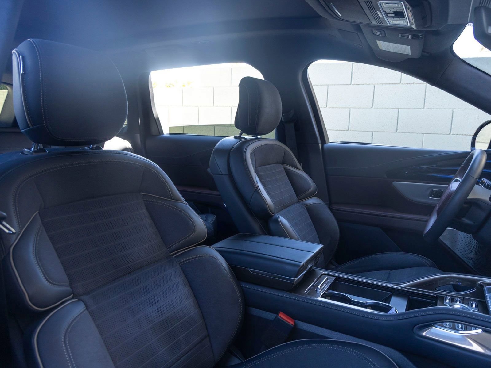 Used 2026 Lincoln Nautilus Black Label image 26