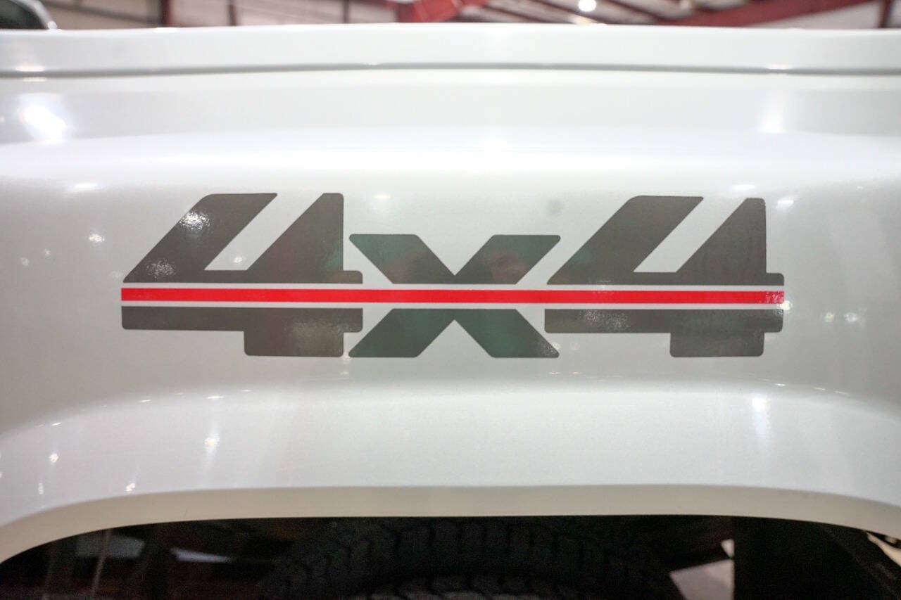 Used 1996 GMC Sierra 3500 4x4 Extended Cab image 24