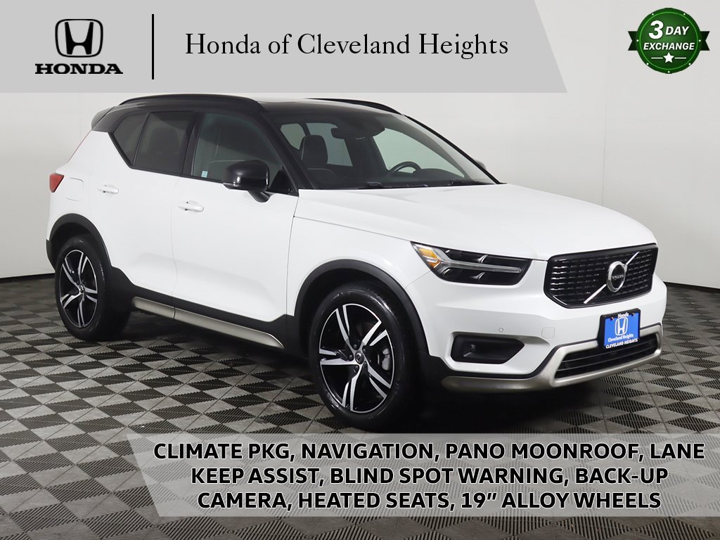 Used 2021 Volvo XC40 T5 R-Design