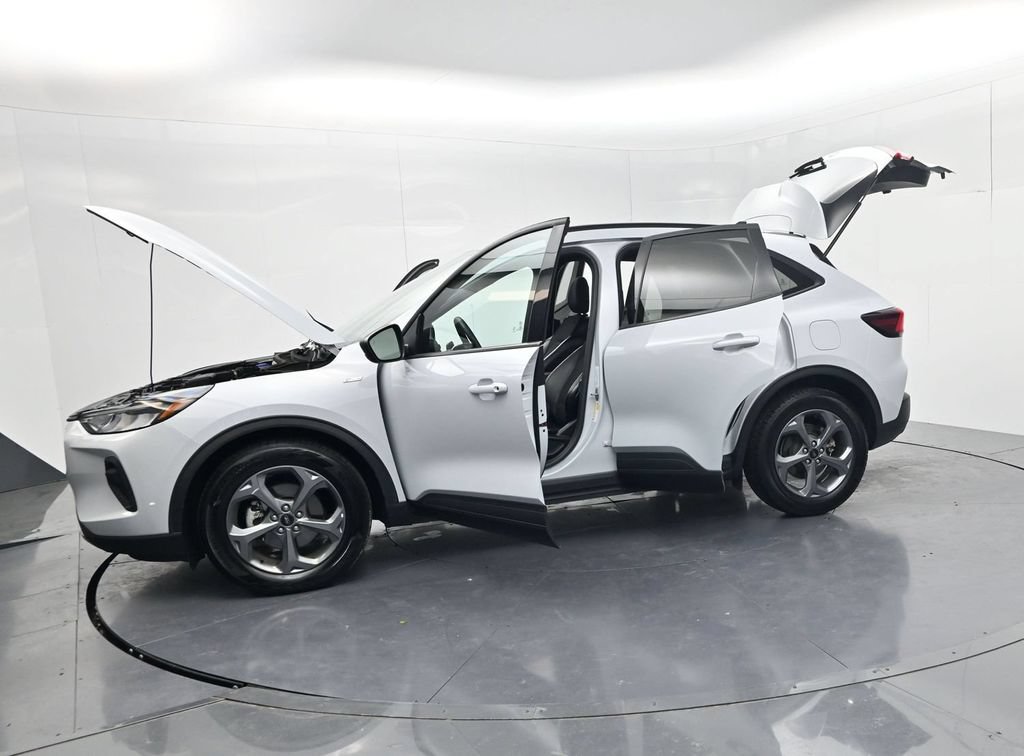 Used 2025 Ford Escape ST-Line FWD image 64