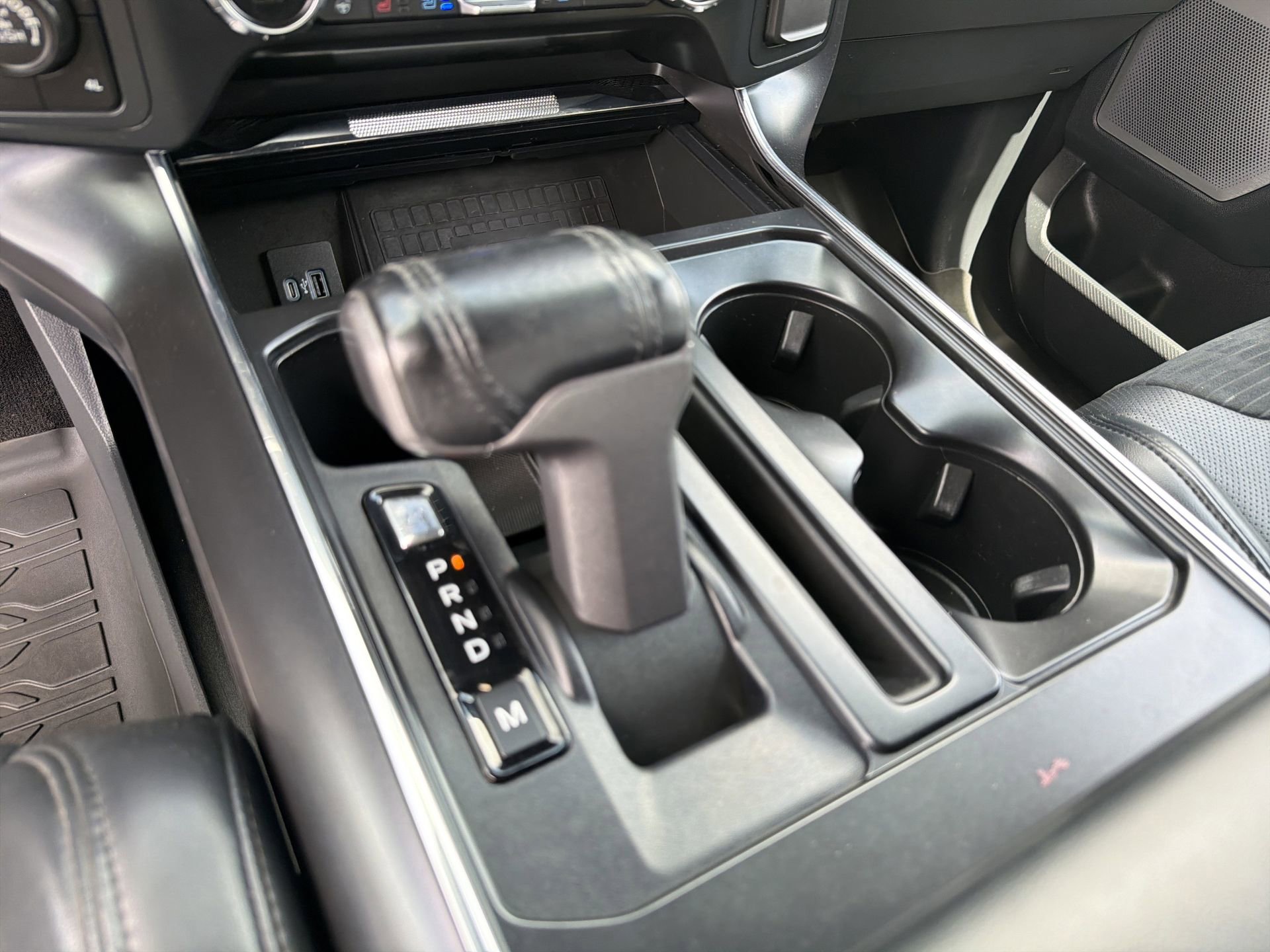 Used 2022 Ford F150 Raptor w/ Raptor 37 Performance Package image 13