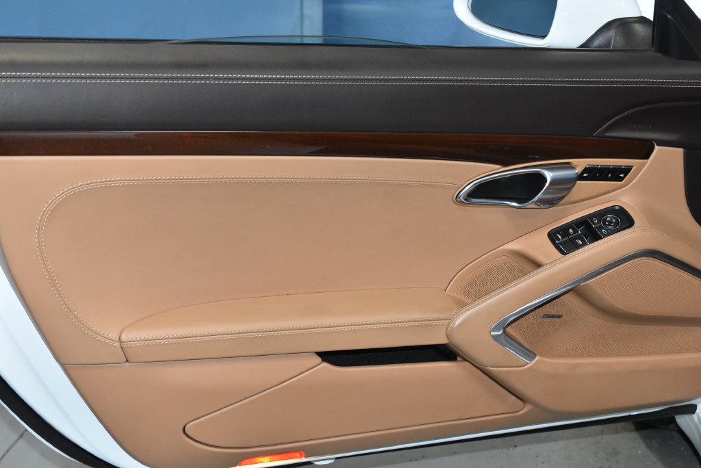 Used 2015 Porsche 911 Carrera S RWD image 6