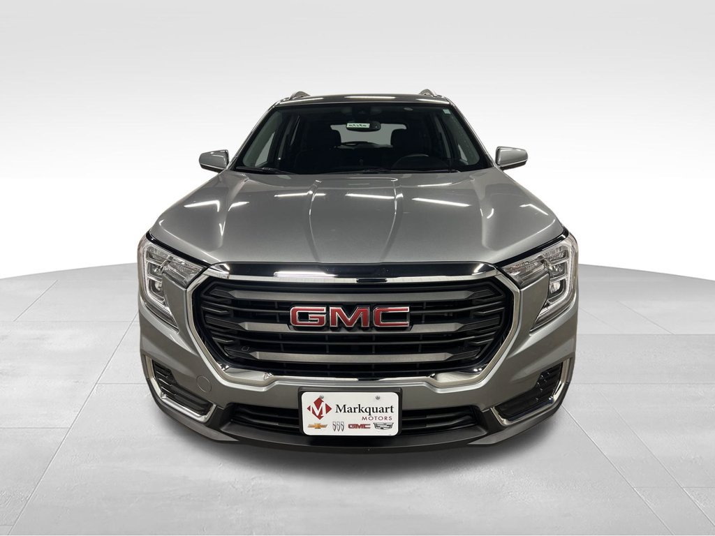 Certified 2023 GMC Terrain SLE w/ Driver Convenience Package AWD/4WD image 4