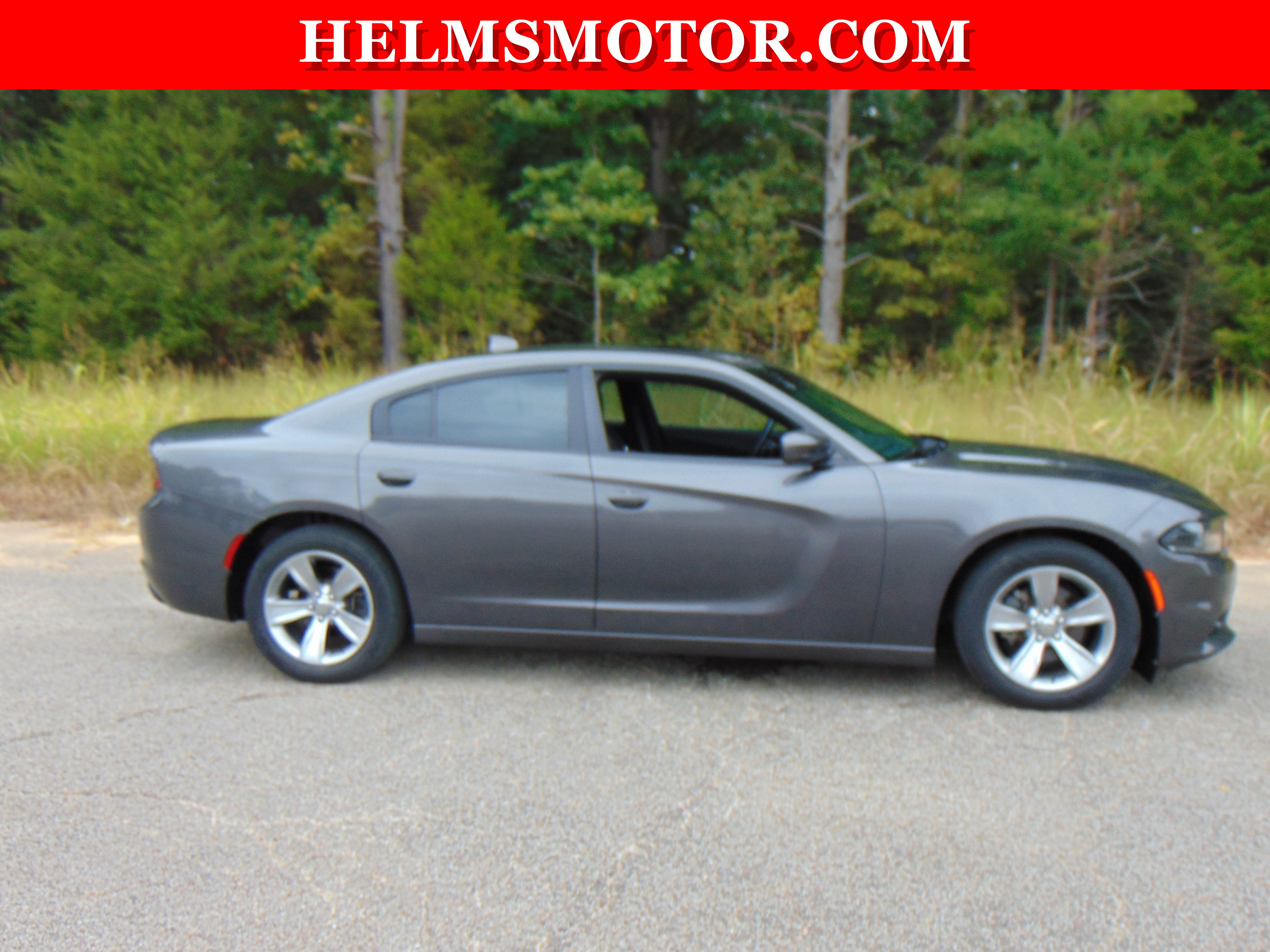 Used 2015 Dodge Charger SXT RWD image 17
