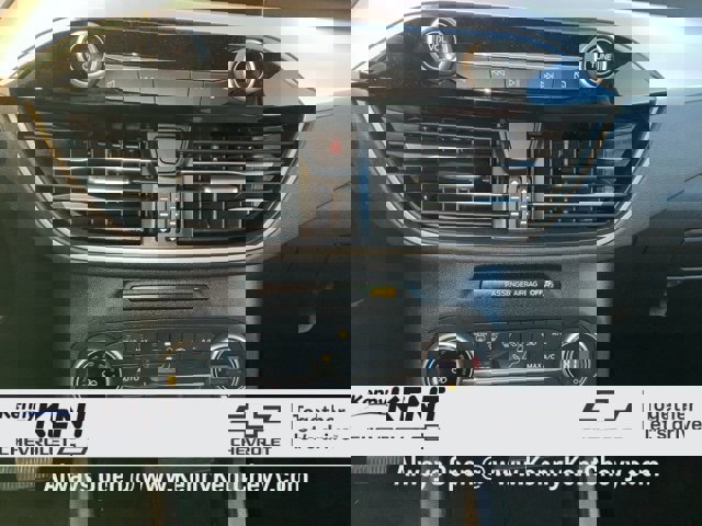 Used 2020 Ford Escape SE image 27