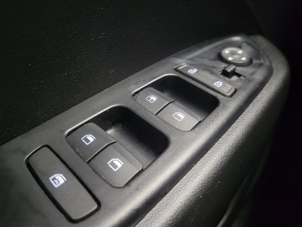 Used 2020 Hyundai Venue SE FWD image 27