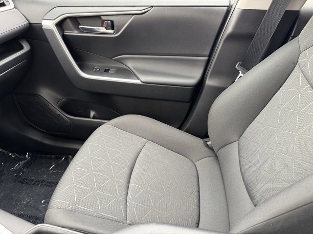 Certified 2022 Toyota RAV4 XLE image 21