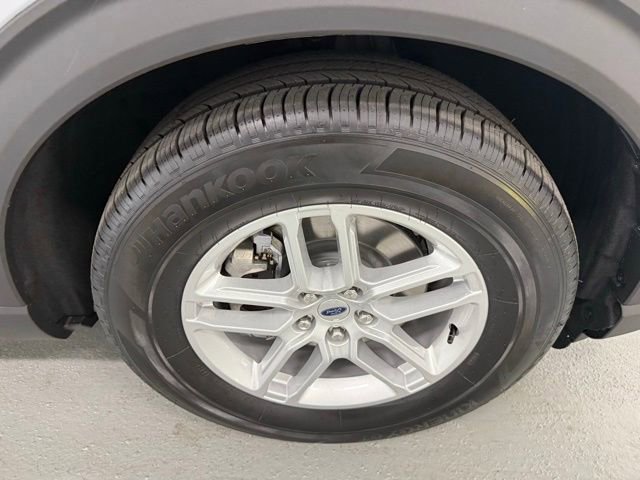 New 2026 Ford Explorer Active w/ Active Comfort Package RWD image 5