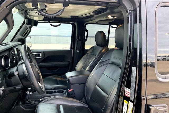 Used 2019 Jeep Wrangler Unlimited Sahara image 9