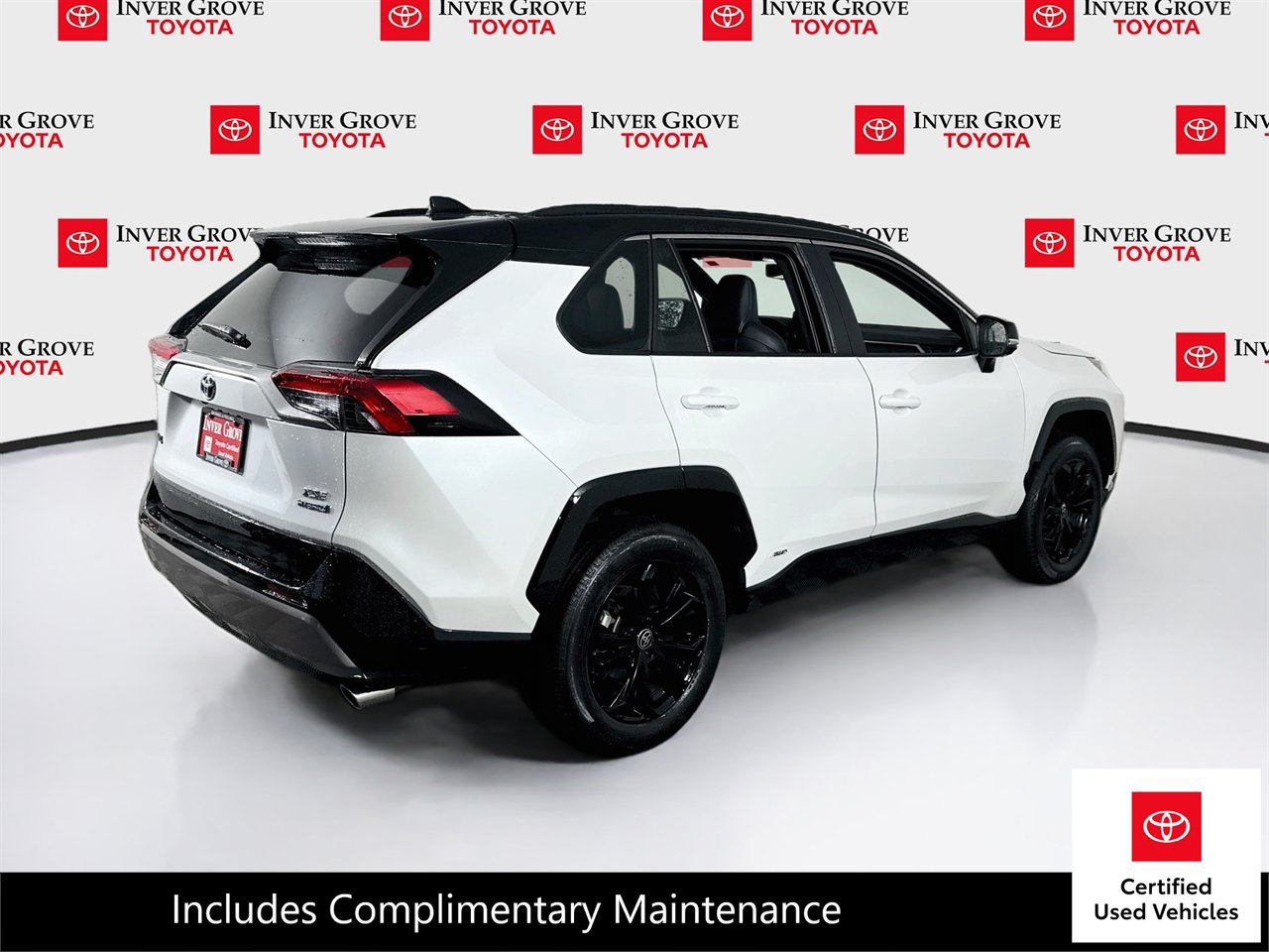 Certified 2024 Toyota RAV4 XSE w/ Advanced Technology Package AWD/4WD image 5