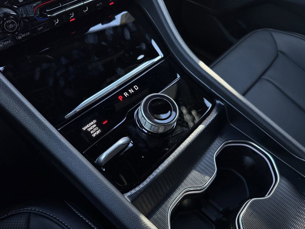 New 2025 Jeep Grand Cherokee L Limited w/ Luxury Tech Group II image 23