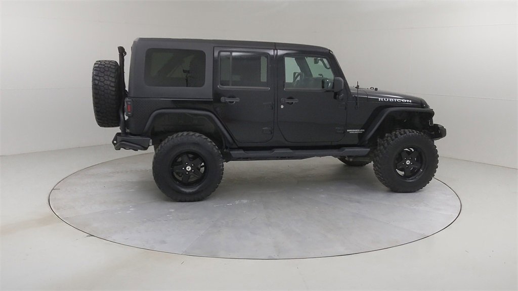 Used 2014 Jeep Wrangler Unlimited Rubicon w/ Connectivity Group image 12