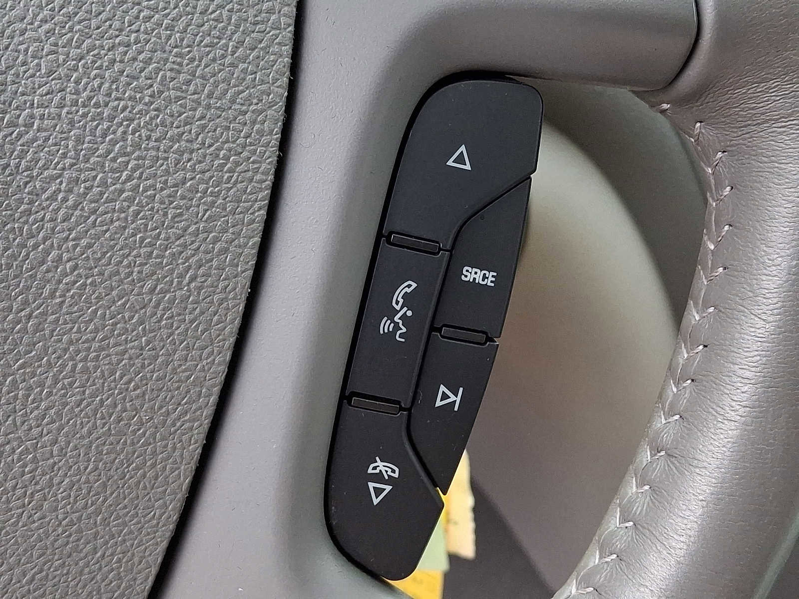 Used 2017 Buick Enclave Leather image 24