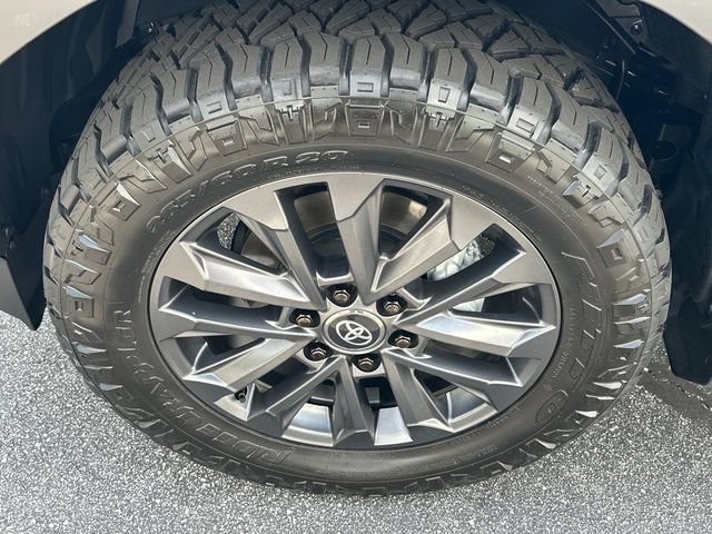 Used 2026 Toyota Land Cruiser w/ Premium Package AWD/4WD image 29