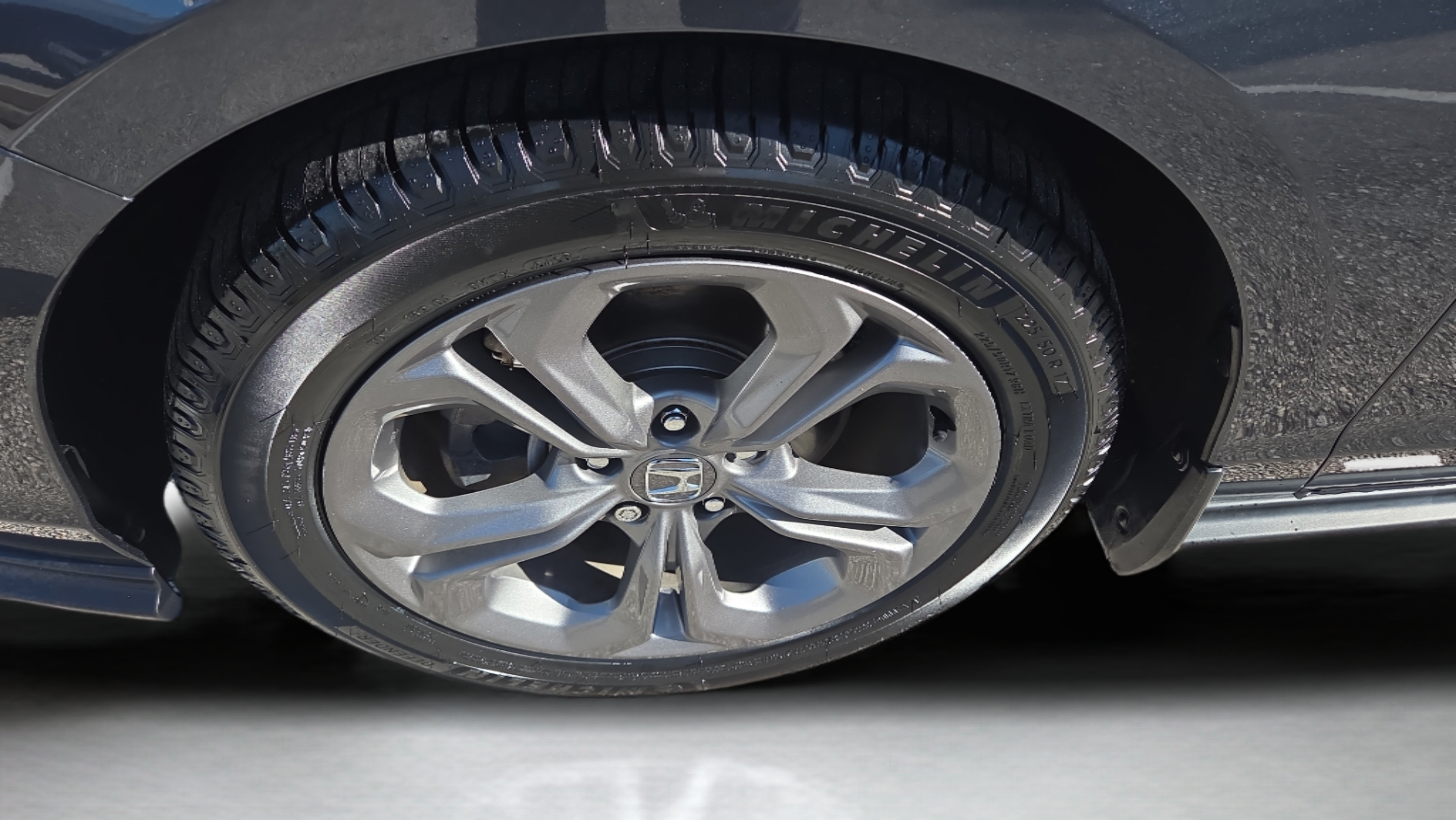 Certified 2024 Honda Accord EX image 38
