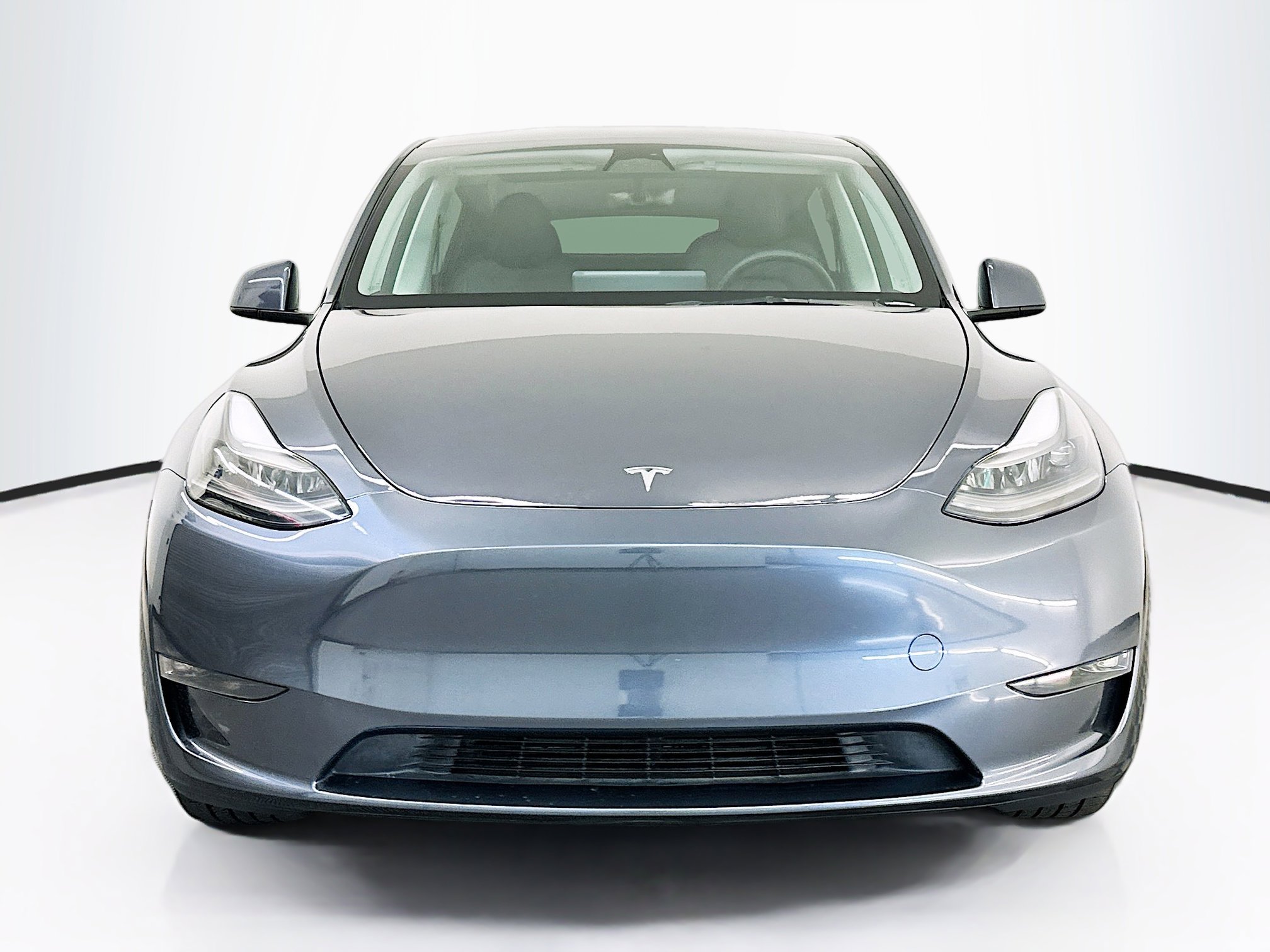 Used 2023 Tesla Model Y Long Range image 2