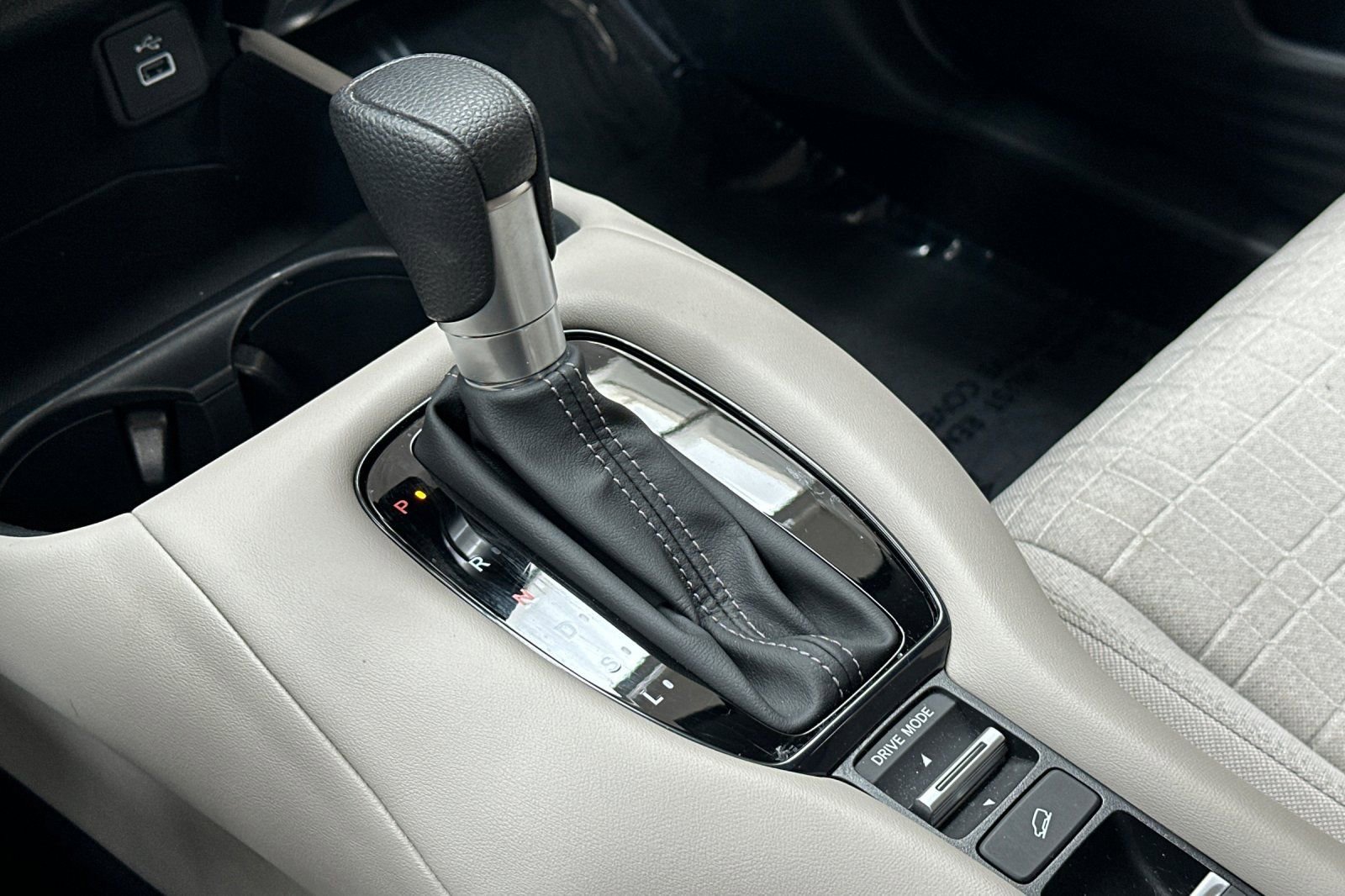 Used 2024 Honda HR-V LX image 26