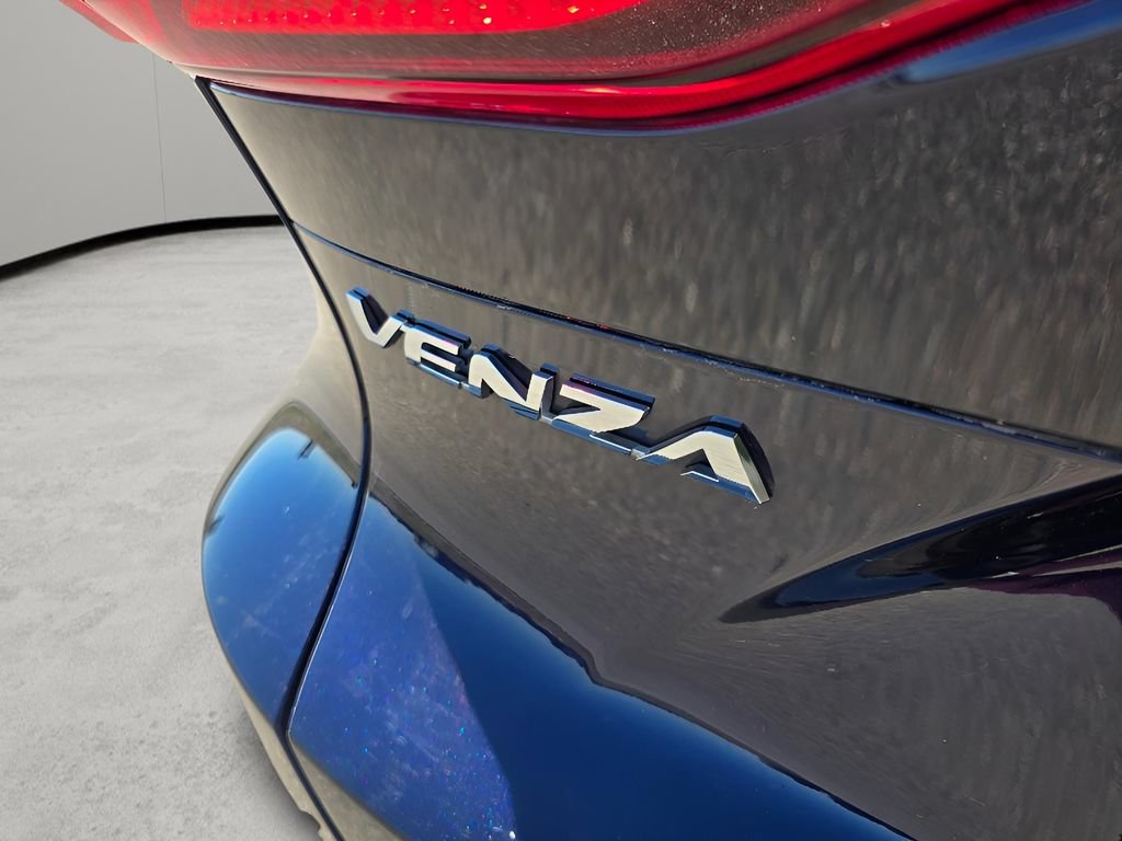 Used 2021 Toyota Venza LE w/ Carpet Mat Package (TMS) AWD/4WD image 30