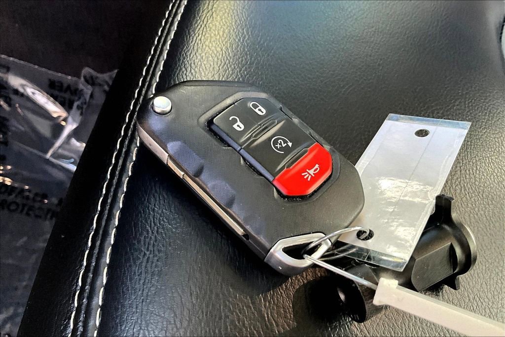 Used 2021 Jeep Gladiator Overland w/ Popular Equipment Package image 10