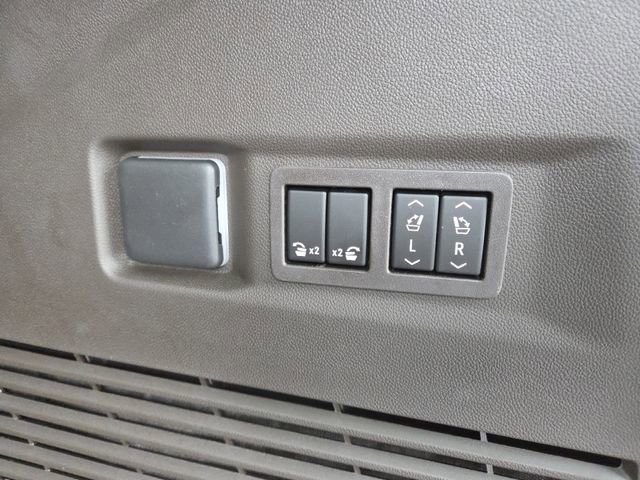 New 2026 GMC Yukon Elevation w/ Elevation Premium Package image 21