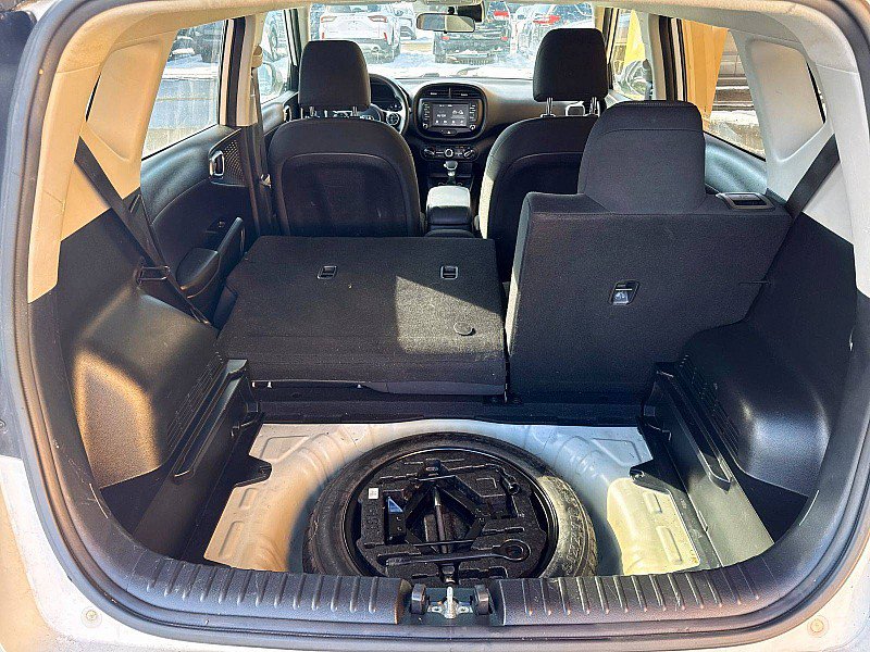 Used 2020 Kia Soul S FWD image 13