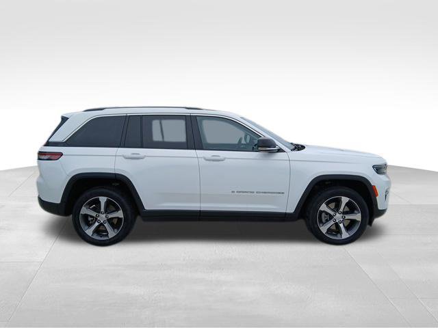 Used 2023 Jeep Grand Cherokee 4WD 4xe image 6