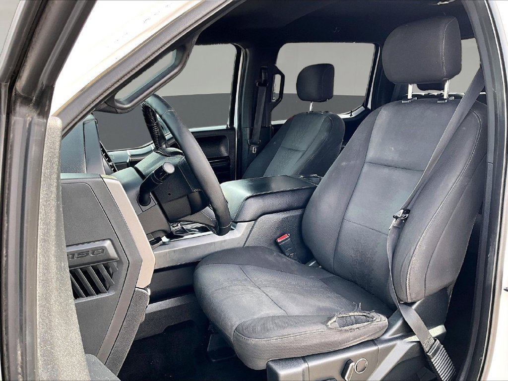 Used 2018 Ford F150 XLT w/ Equipment Group 302A Luxury AWD/4WD image 25