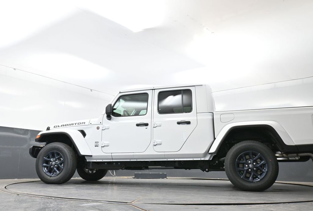 New 2026 Jeep Gladiator Sport AWD/4WD image 45