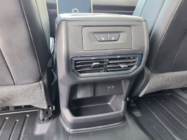 Used 2024 GMC Sierra EV Denali AWD/4WD image 43