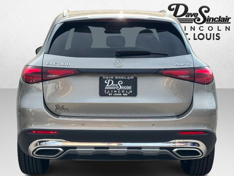 Used 2023 Mercedes-Benz GLC 300 4MATIC image 6