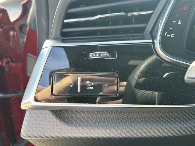 Used 2023 Audi RS Q8 w/ Black Optic Package image 26