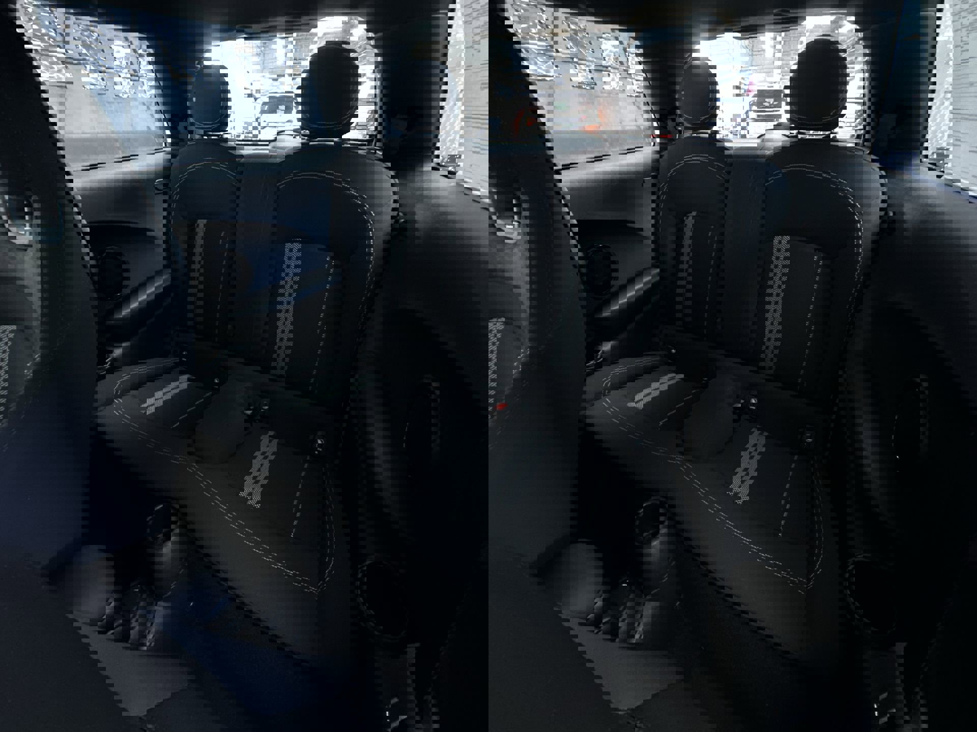 Used 2021 MINI Cooper 2-Door Hardtop FWD image 21