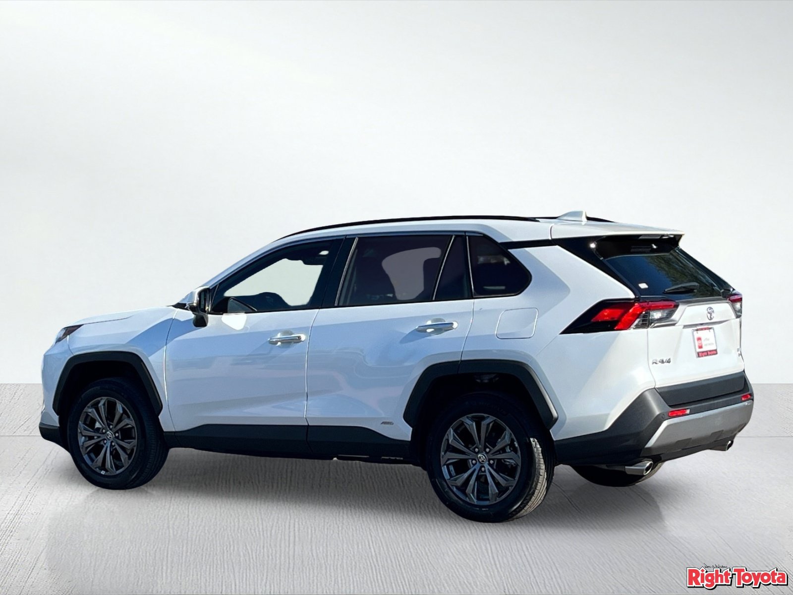 Certified 2025 Toyota RAV4 Limited w/ Advanced Technology Package AWD/4WD image 5