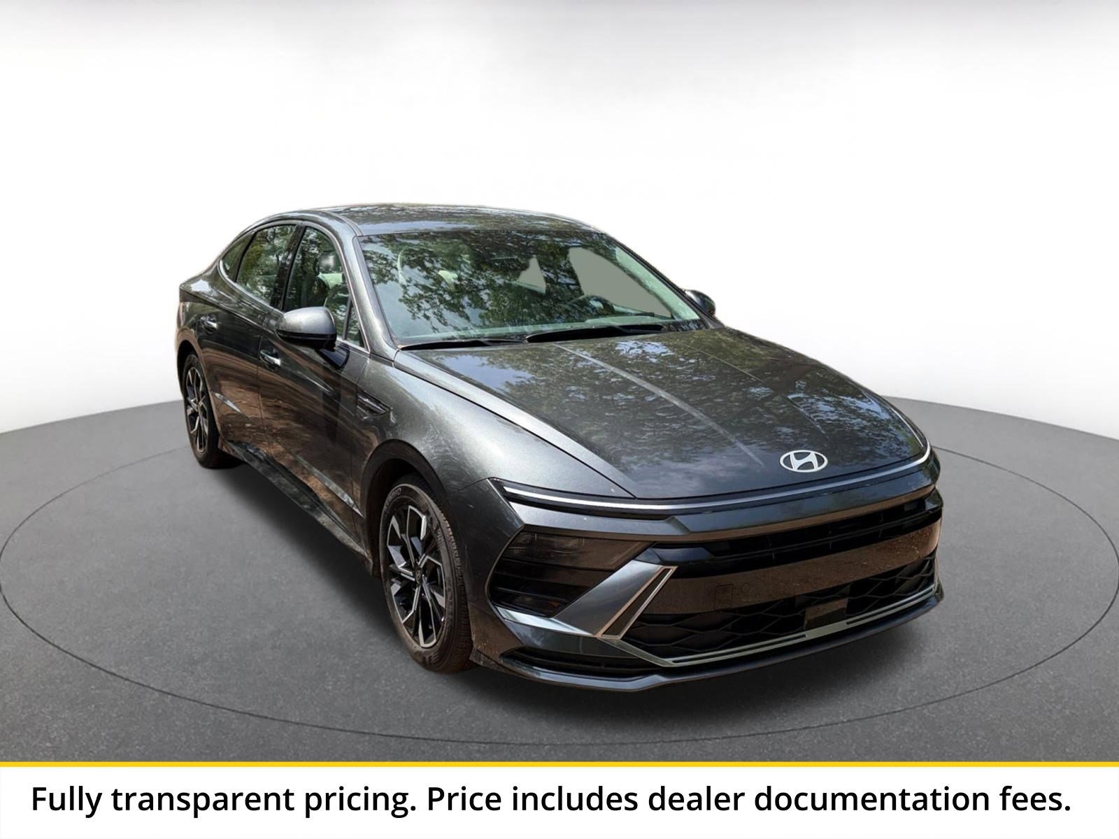 Used 2025 Hyundai Sonata SEL FWD image 1