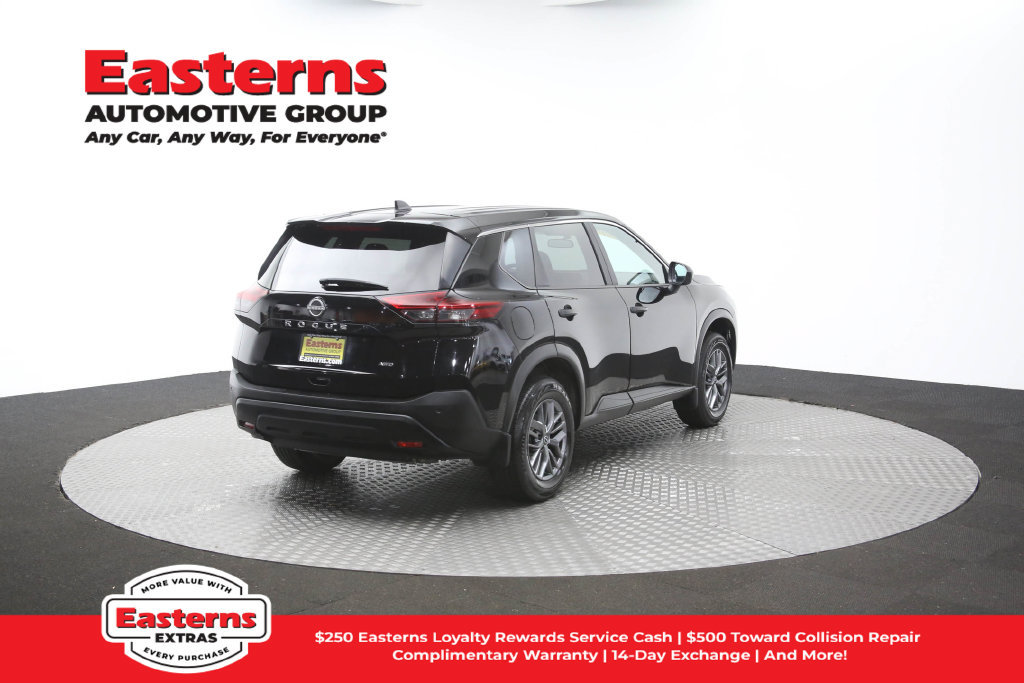 Used 2023 Nissan Rogue S AWD/4WD image 40