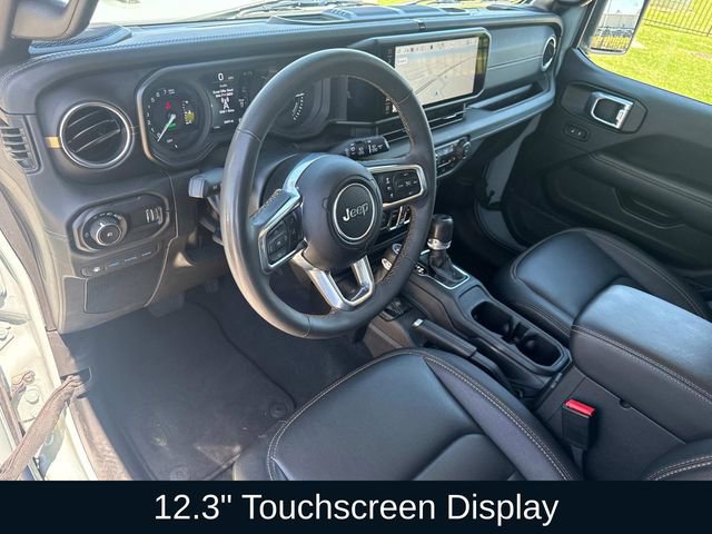 Used 2024 Jeep Wrangler Unlimited Sahara w/ Technology Group AWD/4WD image 25
