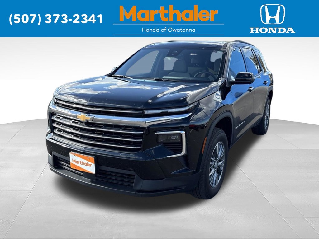 Used 2026 Chevrolet Traverse LT w/ Driver Confidence Package AWD/4WD image 1