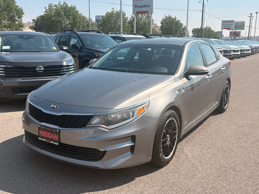 Used 2016 Kia Optima LX w/ Option Group 014 FWD image 1