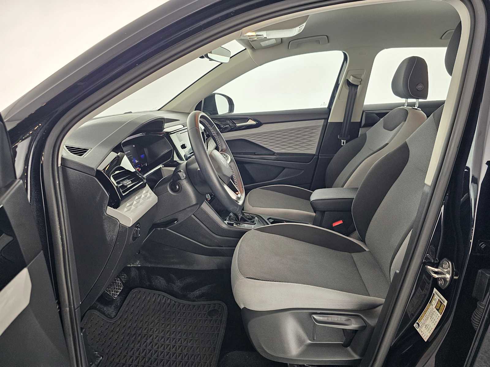 Used 2023 Volkswagen Taos S image 20