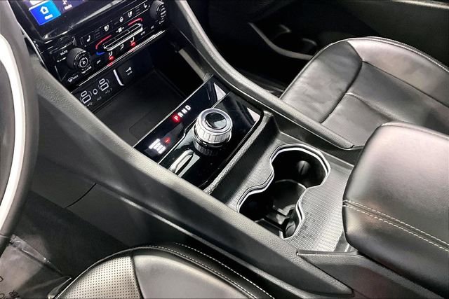 Used 2024 Jeep Grand Cherokee Limited w/ Luxury Tech Group II image 18