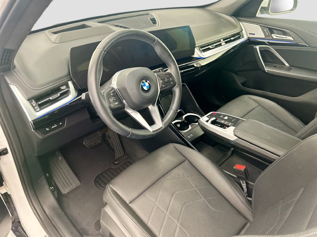 Used 2023 BMW X1 xDrive28i w/ Premium Package AWD/4WD image 9