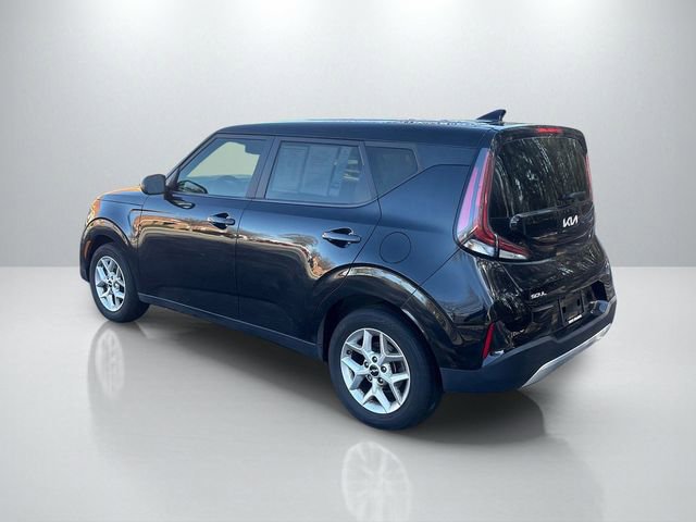 Certified 2024 Kia Soul S image 5