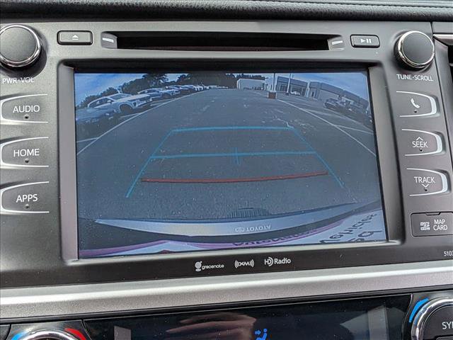 Used 2019 Toyota Highlander SE w/ Nightshade Edition AWD/4WD image 11