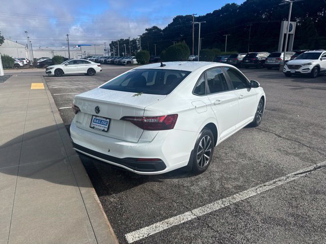 Certified 2024 Volkswagen Jetta S FWD image 3