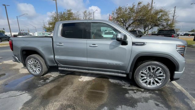 Used 2026 GMC Sierra 1500 Denali Ultimate AWD/4WD image 3