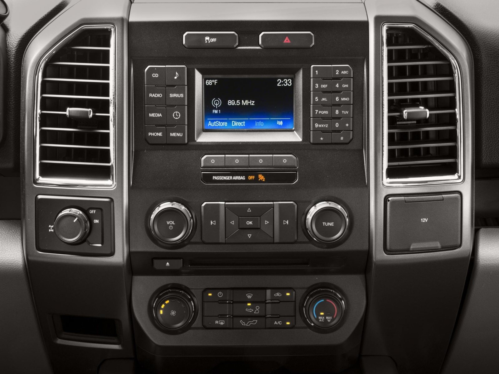 Used 2016 Ford F150 XLT w/ Equipment Group 302A Luxury AWD/4WD image 7