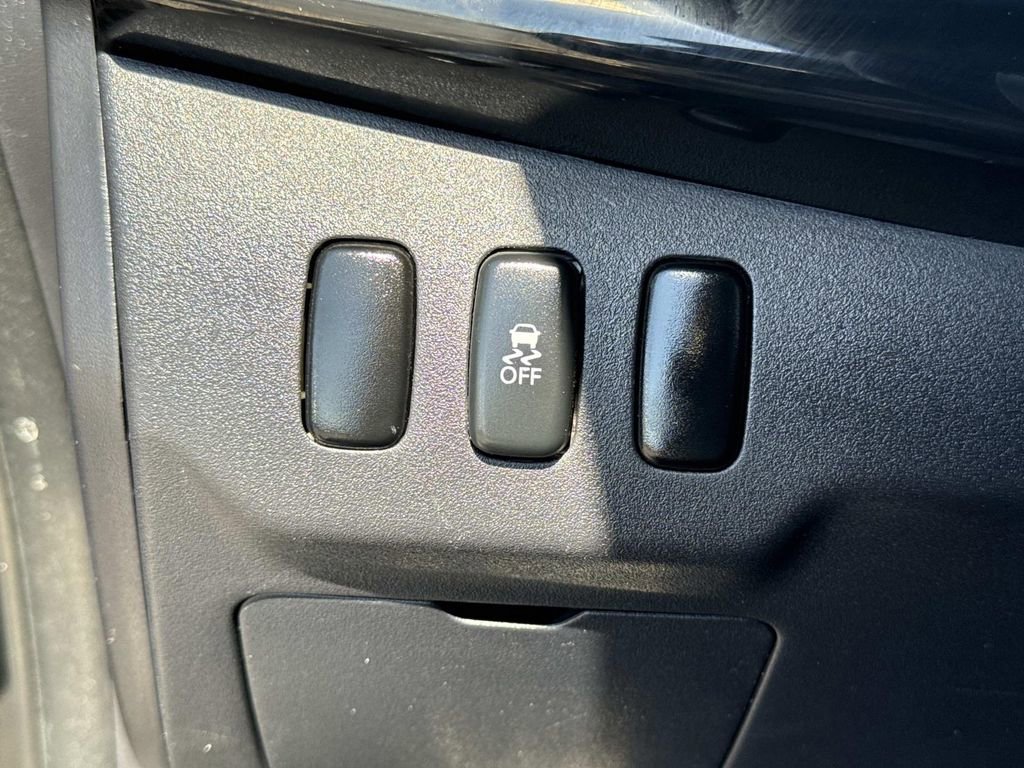 Used 2015 Mitsubishi Lancer GT FWD image 36